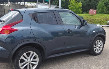 Nissan Juke II, 2013 год, 990 000 рублей, 4 фотография