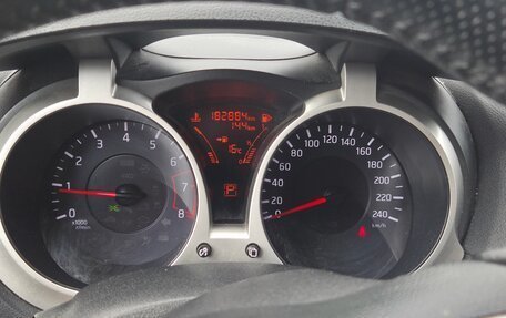 Nissan Juke II, 2013 год, 990 000 рублей, 14 фотография