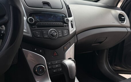 Chevrolet Cruze II, 2014 год, 920 000 рублей, 13 фотография