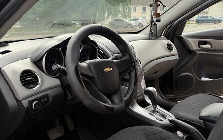 Chevrolet Cruze II, 2014 год, 920 000 рублей, 10 фотография