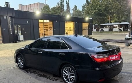 Toyota Camry, 2017 год, 2 500 000 рублей, 5 фотография