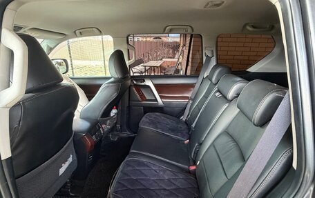 Toyota Land Cruiser Prado 150 рестайлинг 2, 2014 год, 3 500 000 рублей, 8 фотография