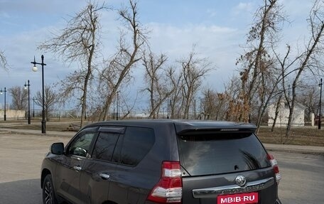 Toyota Land Cruiser Prado 150 рестайлинг 2, 2014 год, 3 500 000 рублей, 5 фотография