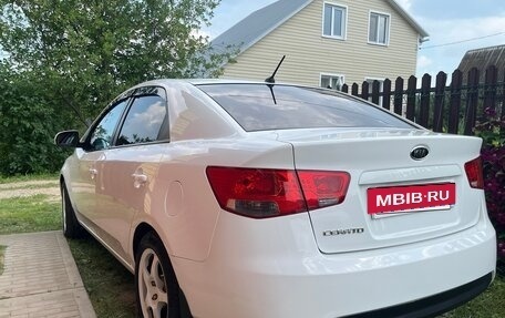 KIA Cerato III, 2010 год, 800 000 рублей, 3 фотография
