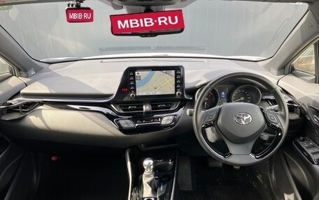Toyota C-HR I рестайлинг, 2021 год, 1 715 000 рублей, 7 фотография