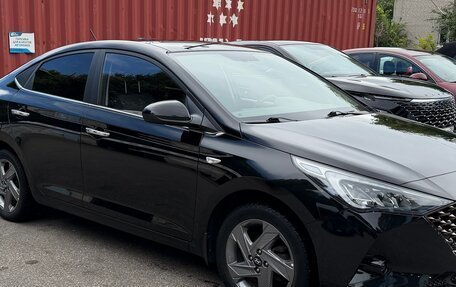 Hyundai Solaris II рестайлинг, 2021 год, 1 850 000 рублей, 2 фотография