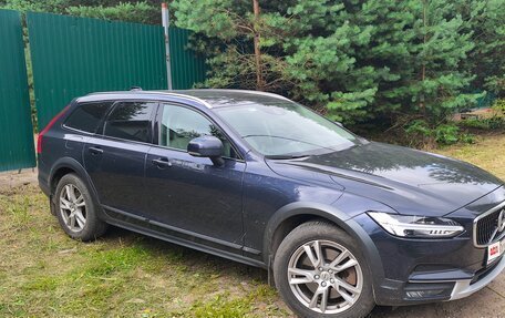Volvo V90 Cross Country I рестайлинг, 2017 год, 3 200 000 рублей, 2 фотография