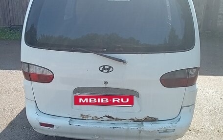 Hyundai H-1 II рестайлинг, 2000 год, 230 000 рублей, 8 фотография