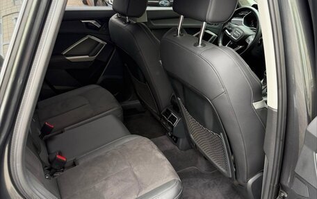 Audi Q3, 2022 год, 2 500 000 рублей, 5 фотография