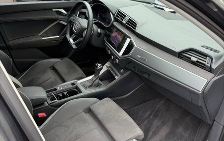 Audi Q3, 2022 год, 2 500 000 рублей, 4 фотография