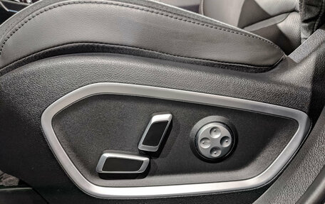 Geely Tugella FY11, 2022 год, 2 950 000 рублей, 29 фотография
