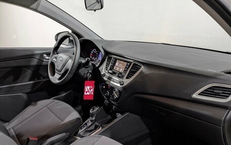 Hyundai Solaris II рестайлинг, 2022 год, 1 755 000 рублей, 13 фотография