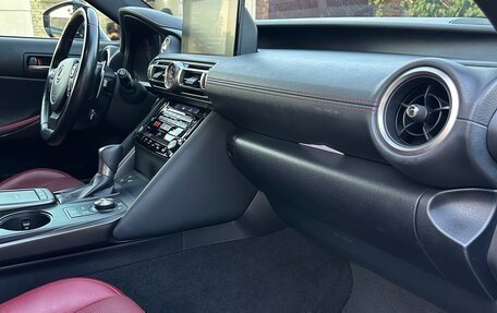 Lexus IS III, 2021 год, 3 410 000 рублей, 19 фотография