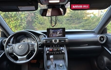 Lexus IS III, 2021 год, 3 410 000 рублей, 9 фотография