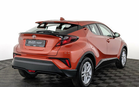 Toyota C-HR I рестайлинг, 2020 год, 2 800 000 рублей, 5 фотография