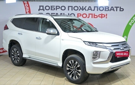 Mitsubishi Montero Sport, 2022 год, 4 150 000 рублей, 4 фотография