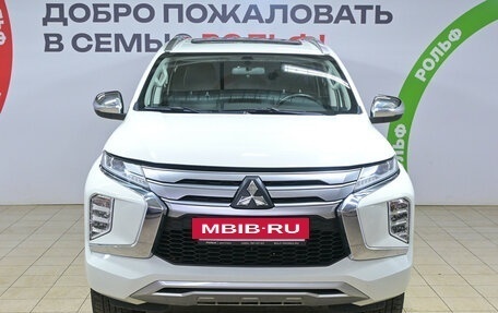 Mitsubishi Montero Sport, 2022 год, 4 150 000 рублей, 3 фотография