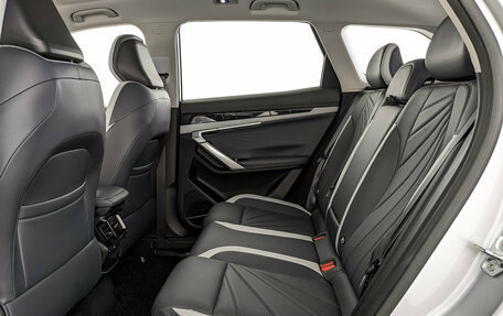 Geely Atlas, 2024 год, 2 650 000 рублей, 17 фотография