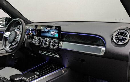 Mercedes-Benz GLB, 2021 год, 4 450 000 рублей, 13 фотография