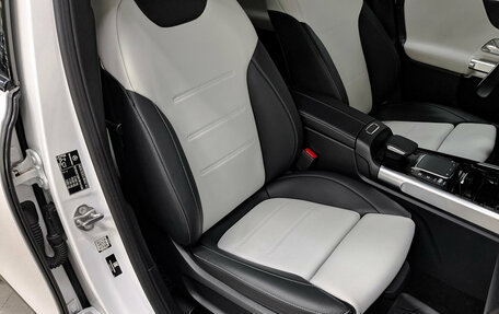 Mercedes-Benz GLB, 2021 год, 4 450 000 рублей, 22 фотография