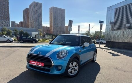 MINI Hatch, 2017 год, 1 670 000 рублей, 1 фотография