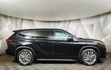 Toyota Highlander, 2023 год, 3 950 000 рублей, 6 фотография
