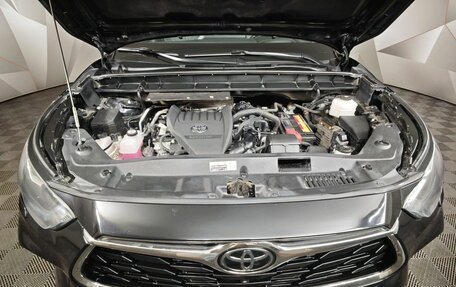 Toyota Highlander, 2023 год, 3 950 000 рублей, 10 фотография