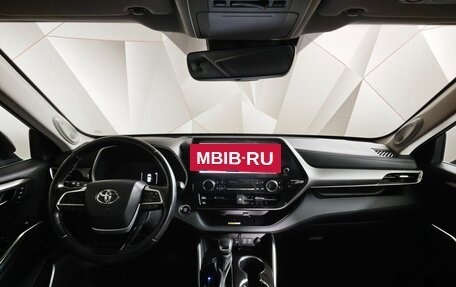 Toyota Highlander, 2023 год, 3 950 000 рублей, 13 фотография