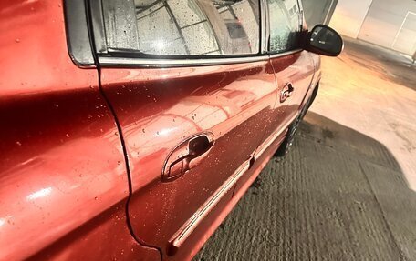 Hyundai Sonata IV рестайлинг, 2005 год, 260 000 рублей, 15 фотография