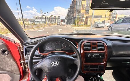 Hyundai Sonata IV рестайлинг, 2005 год, 260 000 рублей, 20 фотография