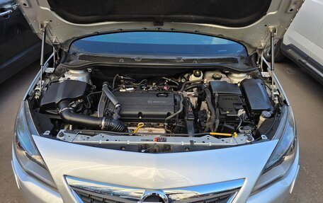 Opel Astra J, 2011 год, 1 100 000 рублей, 2 фотография
