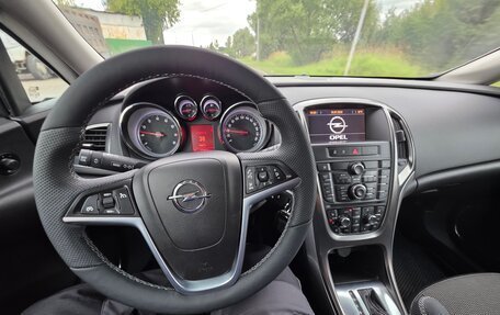 Opel Astra J, 2011 год, 1 100 000 рублей, 5 фотография