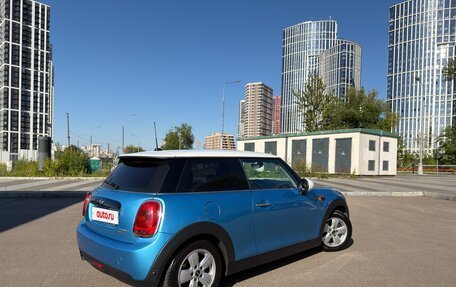 MINI Hatch, 2017 год, 1 670 000 рублей, 2 фотография