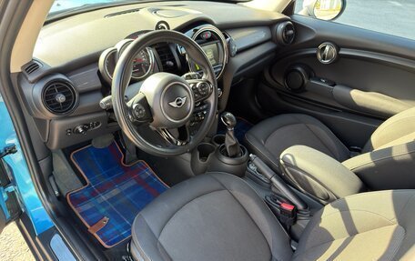 MINI Hatch, 2017 год, 1 670 000 рублей, 11 фотография