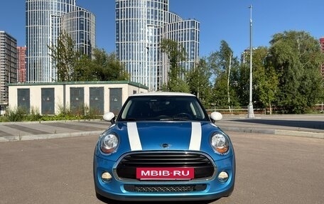 MINI Hatch, 2017 год, 1 670 000 рублей, 8 фотография