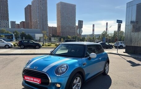 MINI Hatch, 2017 год, 1 670 000 рублей, 4 фотография