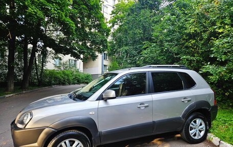 Hyundai Tucson III, 2008 год, 860 000 рублей, 1 фотография