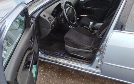 Ford Mondeo III, 2004 год, 500 000 рублей, 9 фотография
