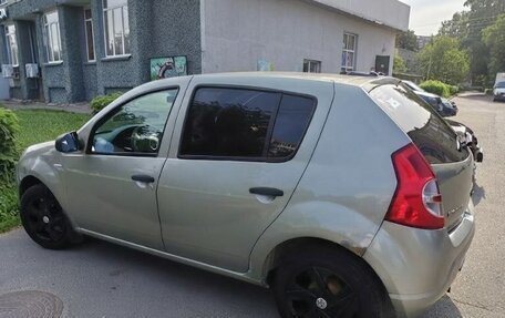 Renault Sandero I, 2014 год, 370 000 рублей, 2 фотография