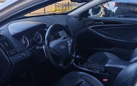 Hyundai Sonata VI, 2012 год, 1 100 000 рублей, 9 фотография