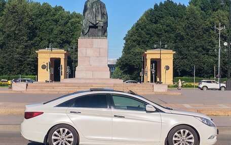 Hyundai Sonata VI, 2012 год, 1 100 000 рублей, 4 фотография