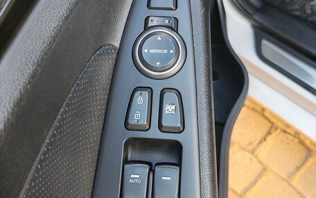 Hyundai Sonata VI, 2012 год, 1 100 000 рублей, 17 фотография