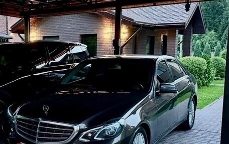 Mercedes-Benz E-Класс, 2014 год, 2 800 000 рублей, 2 фотография