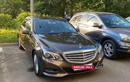 Mercedes-Benz E-Класс, 2014 год, 2 800 000 рублей, 8 фотография