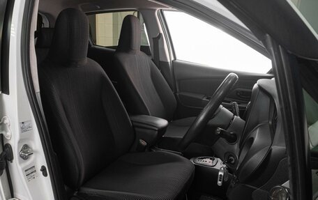 Toyota Vitz, 2017 год, 1 179 000 рублей, 10 фотография