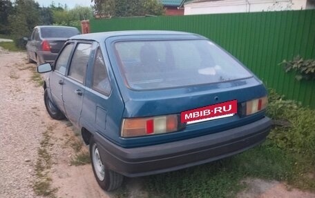 ИЖ 2126 «Ода», 2002 год, 110 000 рублей, 2 фотография