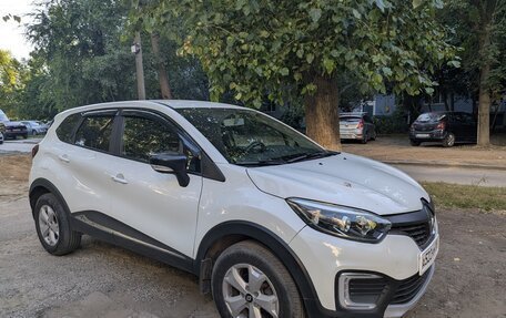 Renault Kaptur I рестайлинг, 2019 год, 1 300 000 рублей, 3 фотография