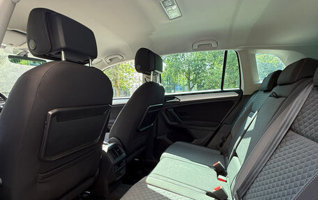Volkswagen Tiguan II, 2017 год, 2 290 000 рублей, 13 фотография