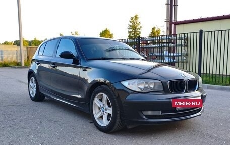 BMW 1 серия, 2009 год, 880 000 рублей, 5 фотография