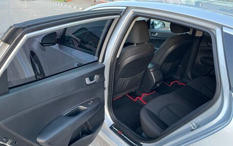 KIA Optima IV, 2018 год, 1 610 000 рублей, 11 фотография